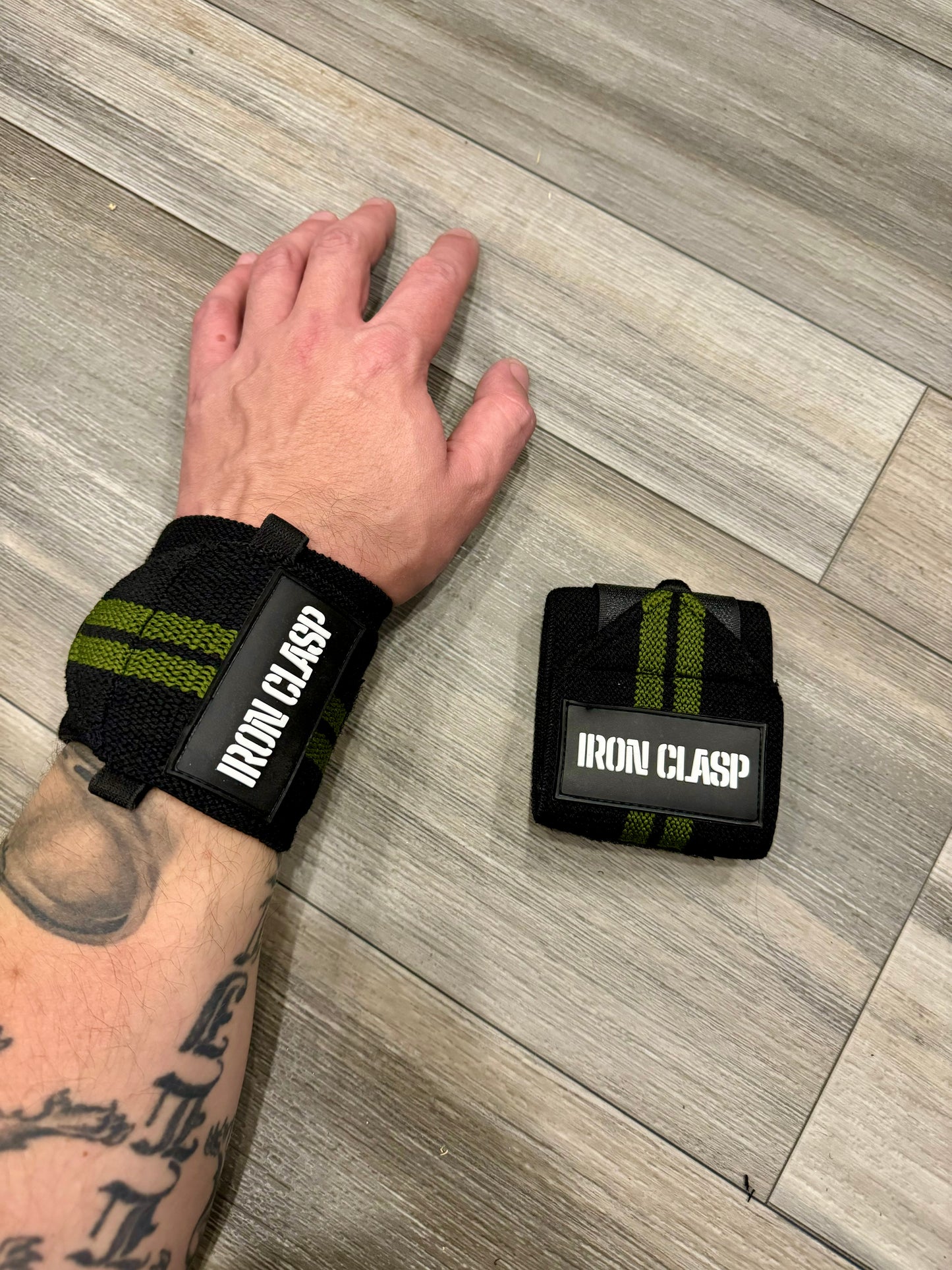 Thumbless Heavy Duty Wrist Wraps (21") | Army Green