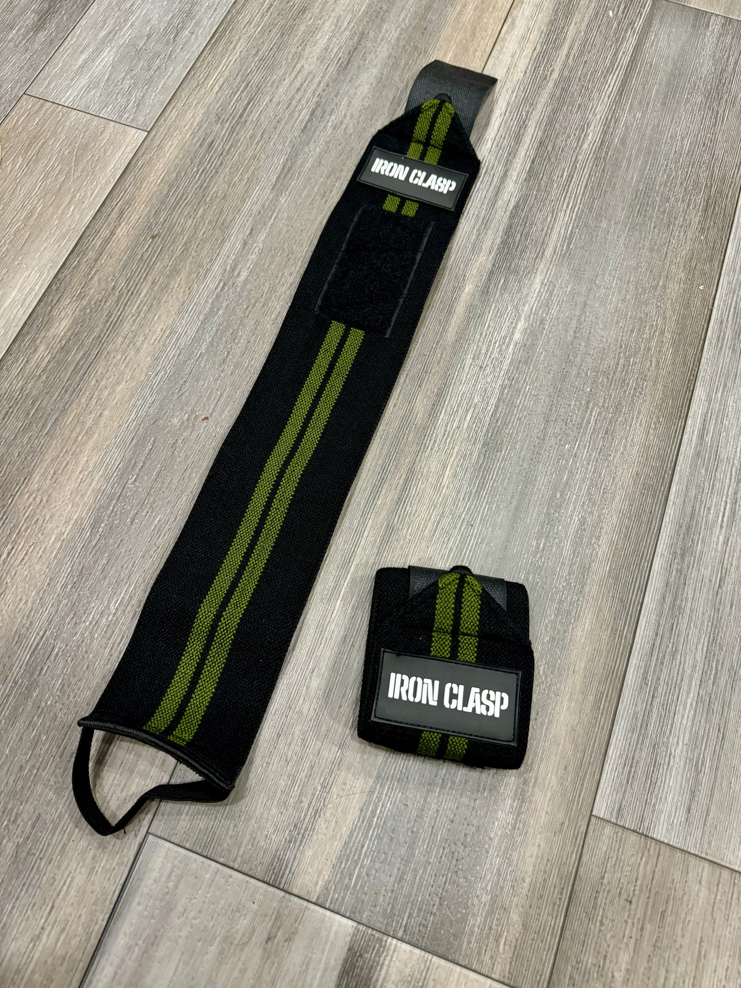 Thumbless Heavy Duty Wrist Wraps (21") | Army Green